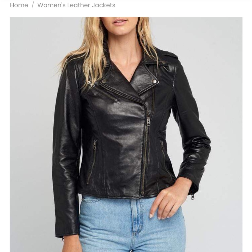 THE LEATHER JACKETER SOFT LAMB LEATHER BIKER JACKET. Gorgeous new with tags